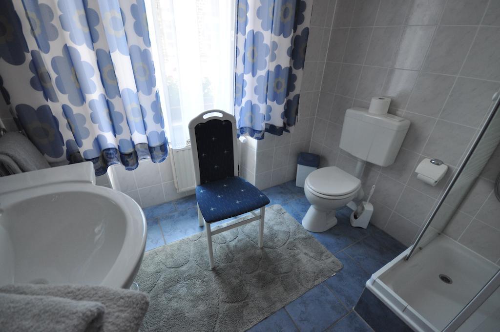 Hotel Restaurant "Athen" Munstermaifeld Екстер'єр фото