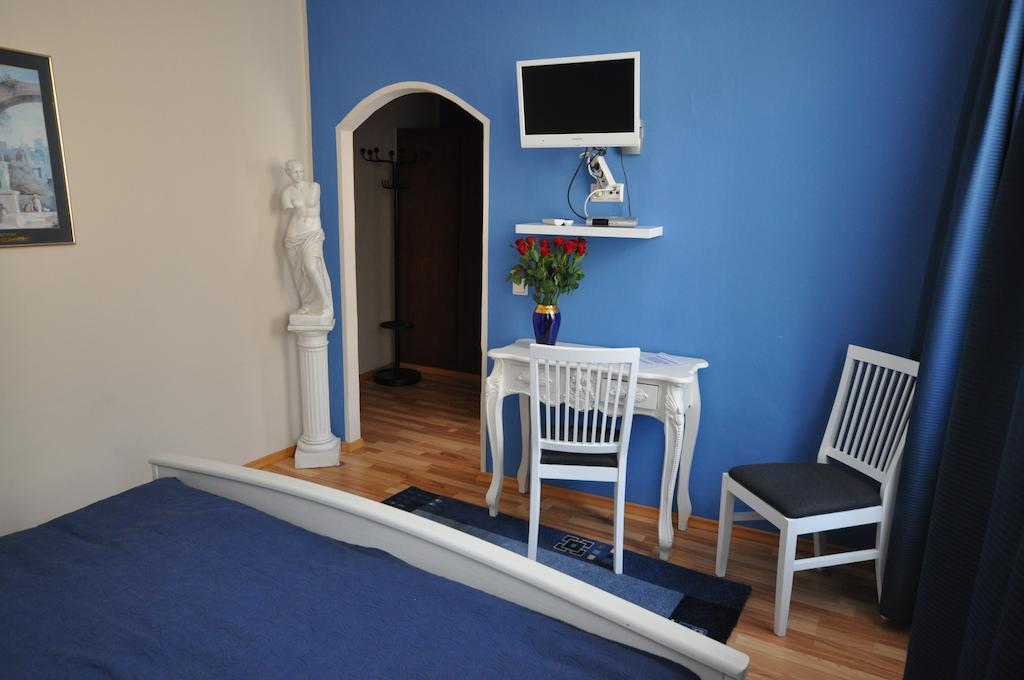 Hotel Restaurant "Athen" Munstermaifeld Екстер'єр фото